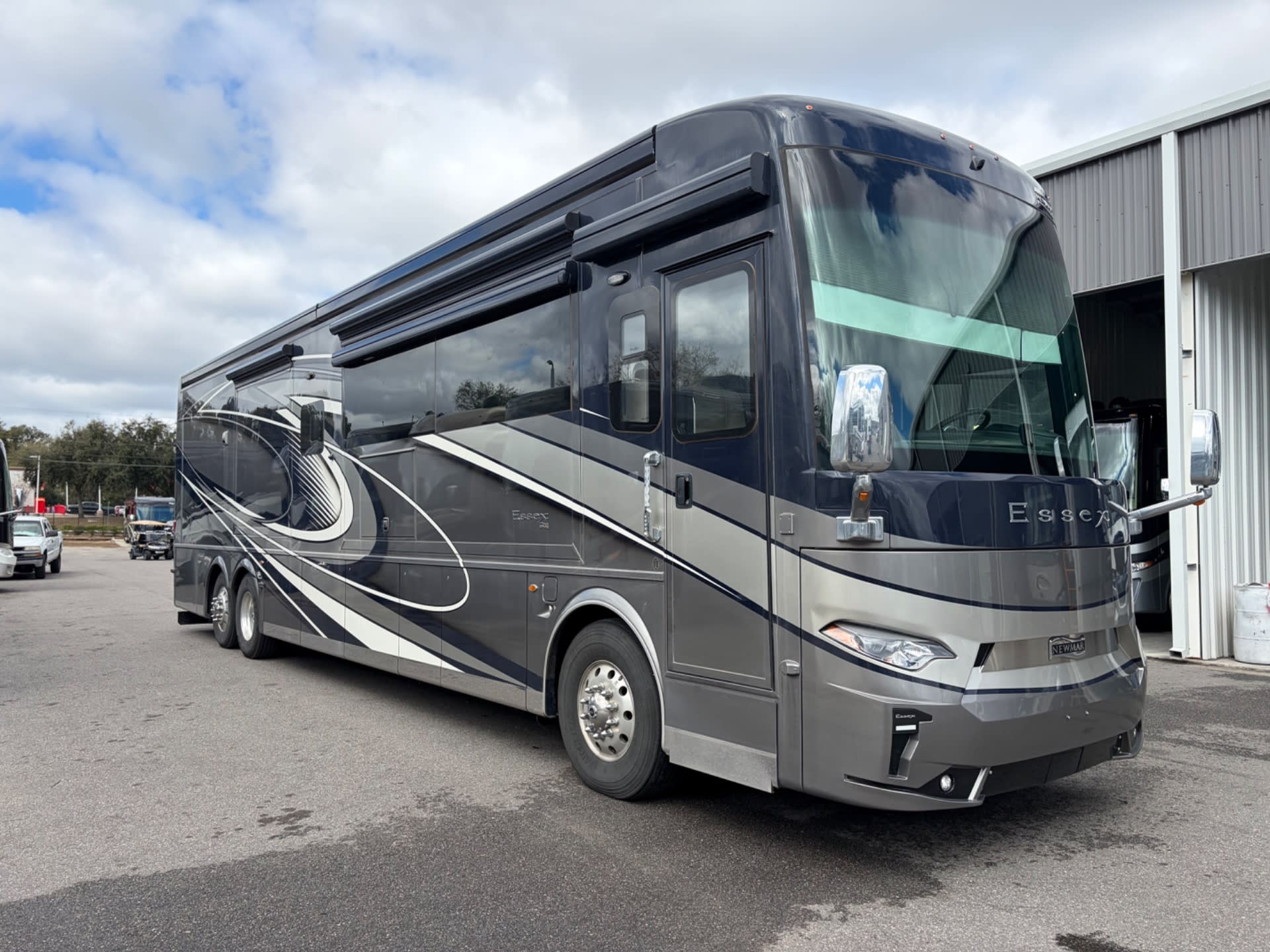 2023 Newmar Essex 4521