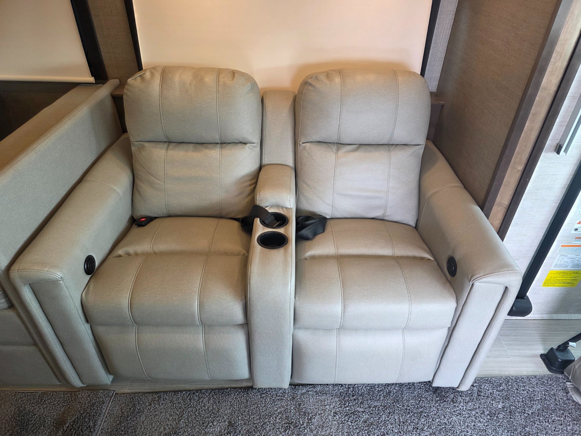 2022 Vision XL 34G - Interior view 2