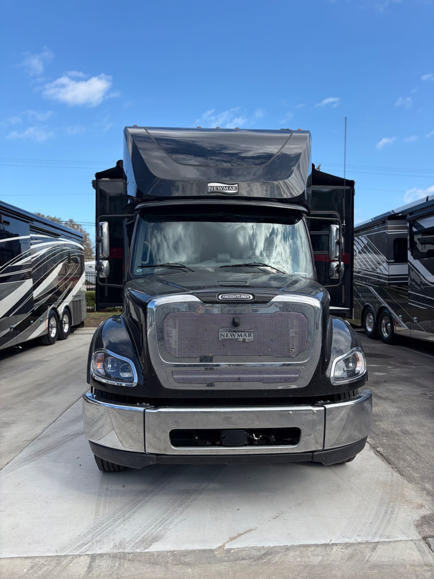 2023 Supreme Aire 4575 - Exterior view 2