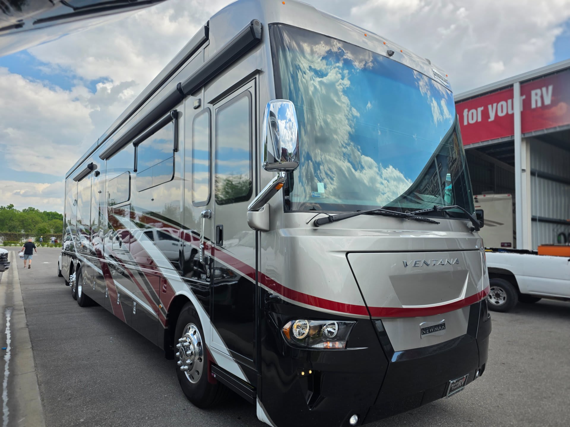 2022 Newmar Ventana 4369