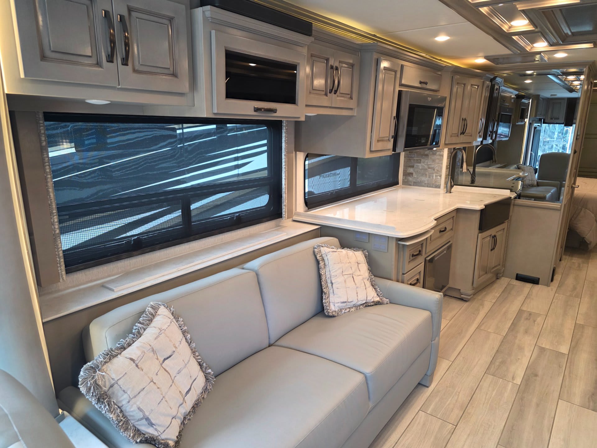2023 Newmar Dutch Star 4369 - Interior view 2
