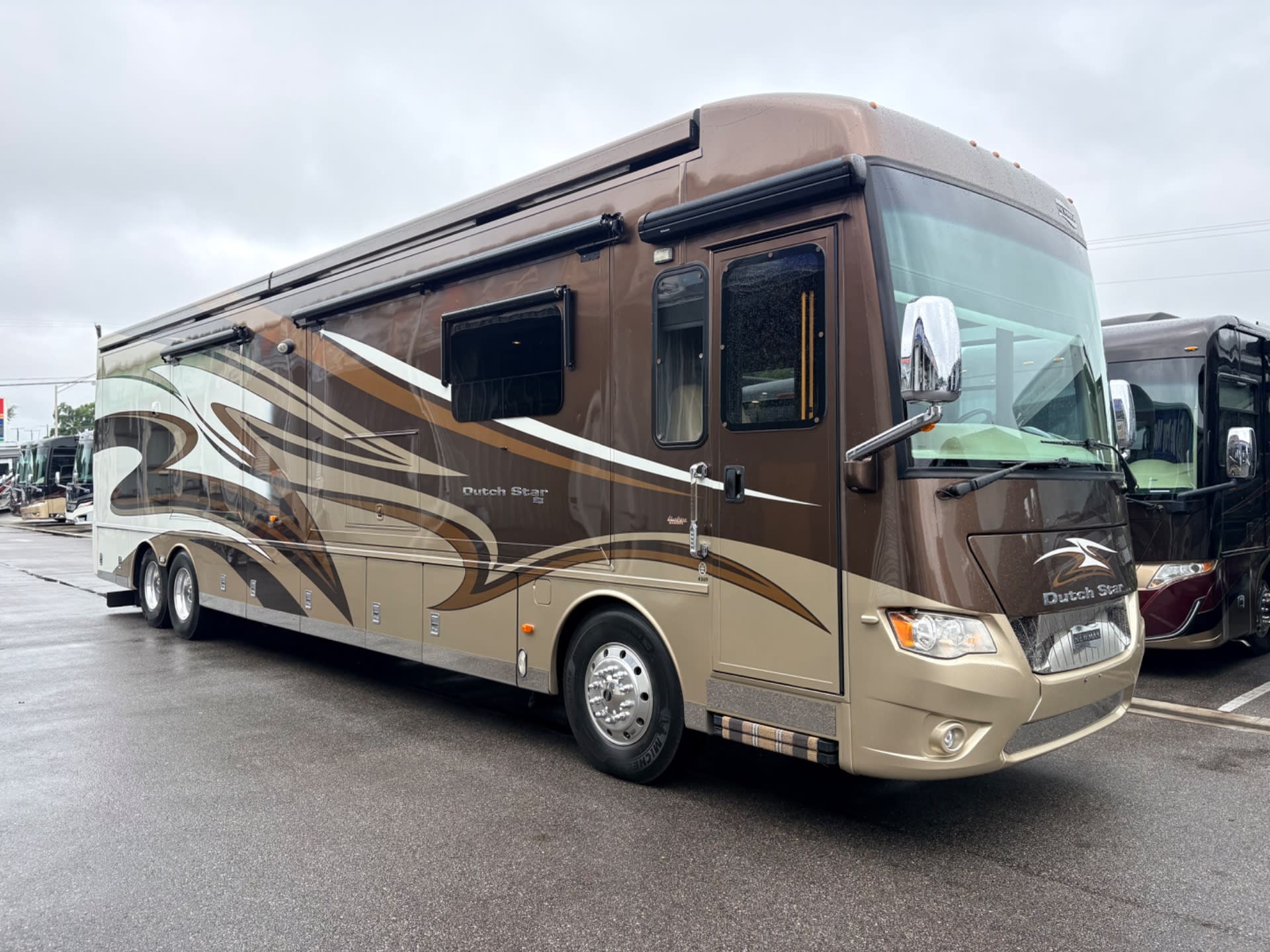 2015 Newmar Dutch Star 4369 FREIGHTLINER
