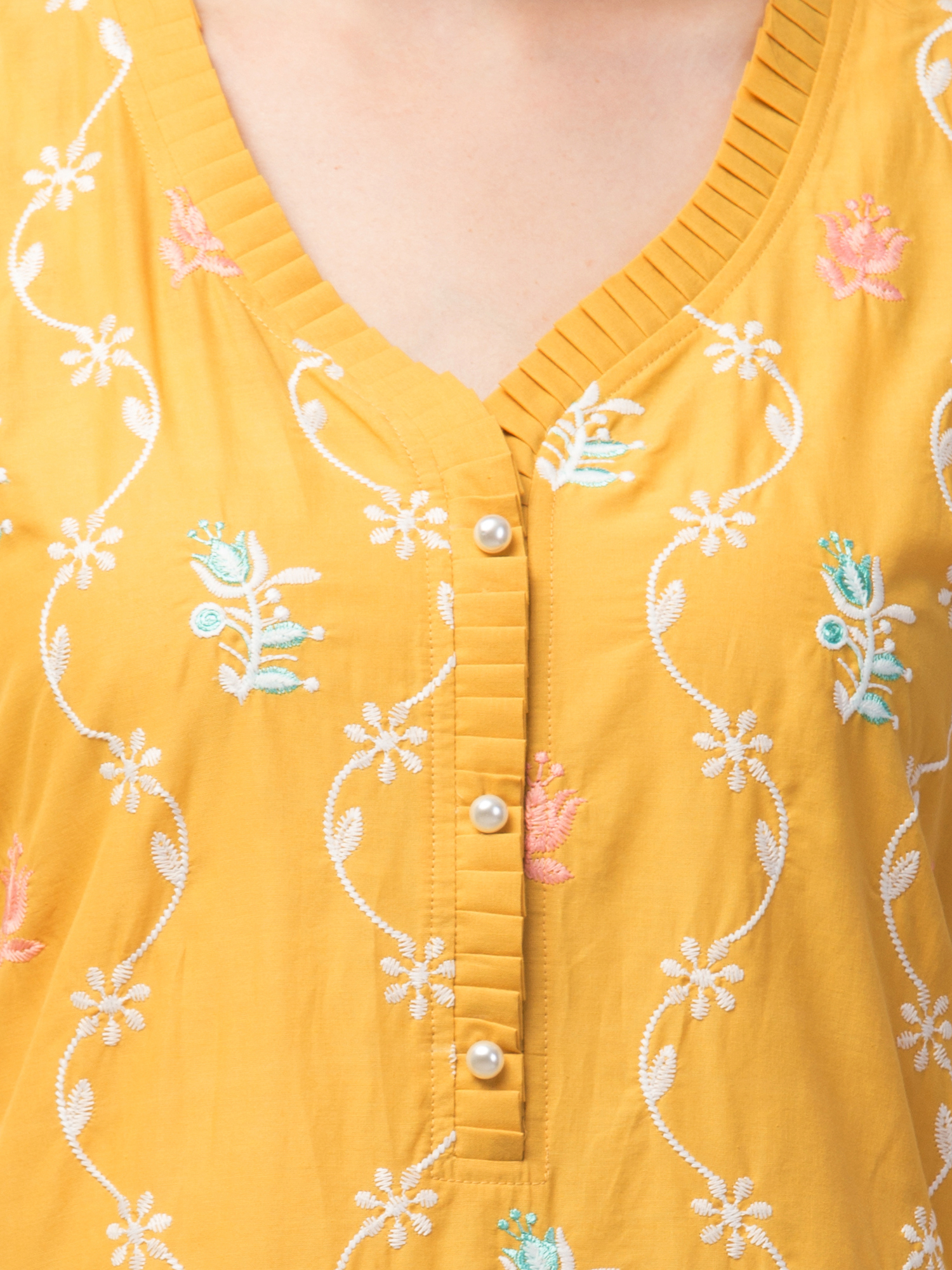 cotton  kurta  embroidered cutwork lace embroidery
