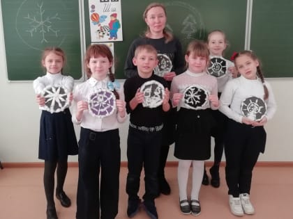 Педагог Дома детского творчества Шишкина Н.В., в объединении "Чудесная мастерская", провела мероприятие "Зимняя сказка".