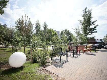 В Казани завершается благоустройства сквера у ЦУМа