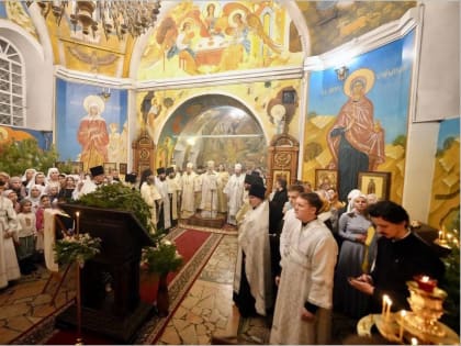 В Челнах состоялось соборное архиерейское богослужение