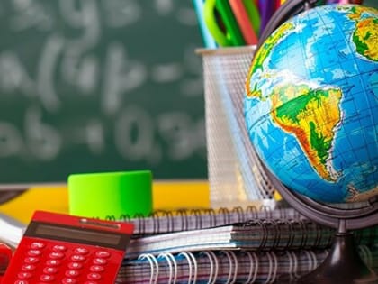 49-летний учитель географии совращал ученика и даже доплачивал за обнаженные фотосессии