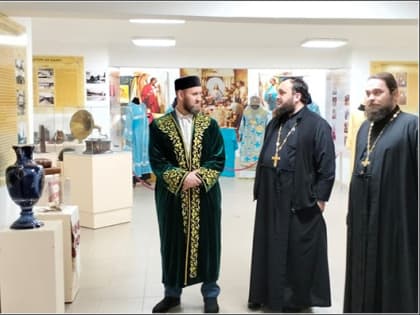 Епископ Гавриил встретился с мухтасибом Елабужского района