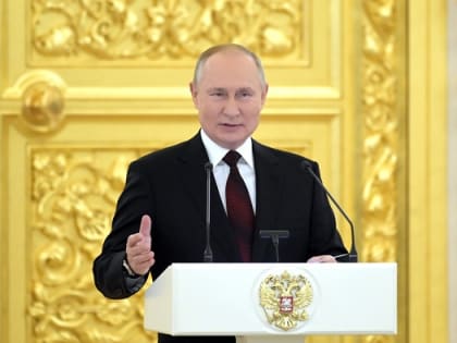 Путин наградил орденом Александра Невского экс-спикера Совфеда Строева