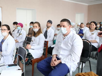 Проект "Здоровое сердце", новые ФАПы и оборудование: на медсовете в Атнинской ЦРБ озвучили итоги 2022 года