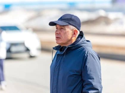 Раис республики Татарстан Рустам Минниханов посетил Елабугу после атаки беспилотников