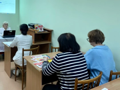 На очередном занятии в Школе здоровья для пациентов с артериальной гипертензией рассказали об особенностях питания при заболевании