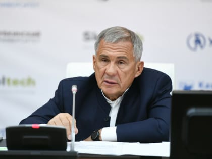 Минниханов напомнил о необходимости увековечивания памяти погибших бойцов