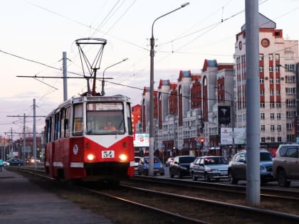 В Казани загорелся трамвай