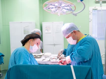 Огромную миому во время кесарево сечения убрали в Перинатальном центре РКБ