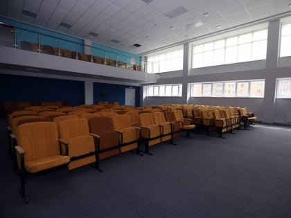 В гимназии № 2 имени Баки Урманче полным ходом идёт капитальный ремонт