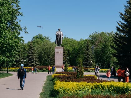 Казанцы могут поделиться фотографиями парка «Крылья Советов»