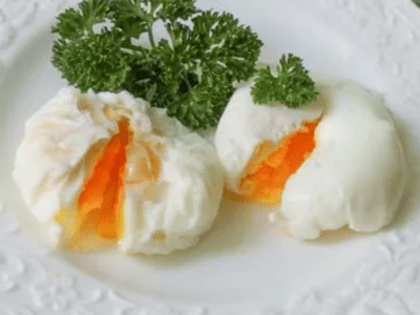 "Поели яйцо-пашот": четверо жителей Казани попали в инфекционную больницу после обеда в кафе "Марусовка"