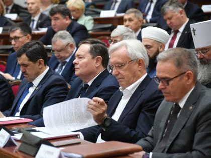 Названы отрасли, куда чаще всего трудоустраиваются мигранты в Татарстане