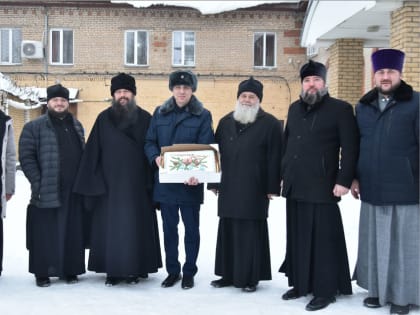 Епископ Гавриил совершил литургию в Никольском храме исправительной колонии №10