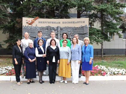 ДЕПУТАТЫ ГОРДУМЫ КАЗАНИ ПОСЕТИЛИ КГЭУ