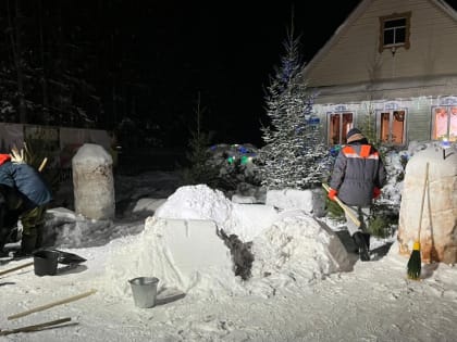 В селе Сабабаш идет подготовка к Новому году.