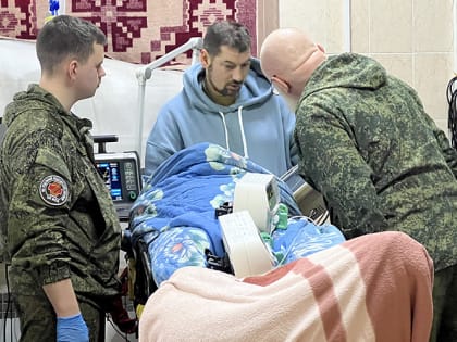 «Никто не сказал, мол, оставим и сам «дойдет»: репортаж «БИЗНЕС Online» из госпиталя на линии фронта