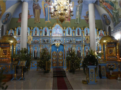 Епскоп Набережночелнинский и Елабужский Гавриил возглавил Литургию в монастыре