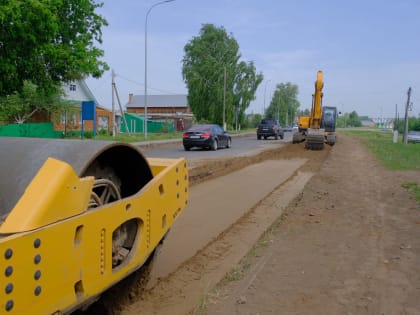 В Елабуге ведутся работы по расширению дороги по ул. Горького   