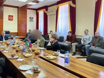 Глава района встретился с прибывшими в отпуск мобилизованными