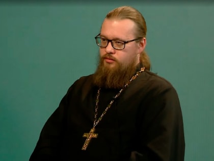 Священник Александр Ермолин — о празднике Рождества Христова, роли молитв и значимости религии в современном мире