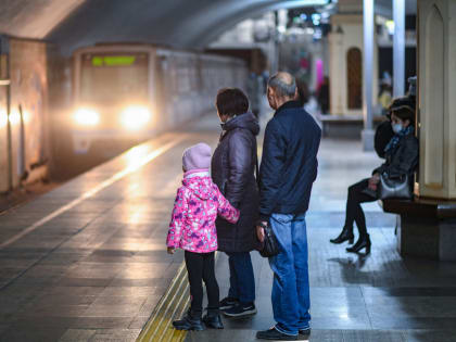 В казанском метрополитене запустят дополнительный электропоезд