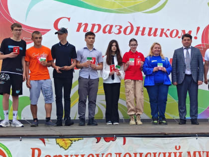 Первый главный документ в своей жизни – паспорт