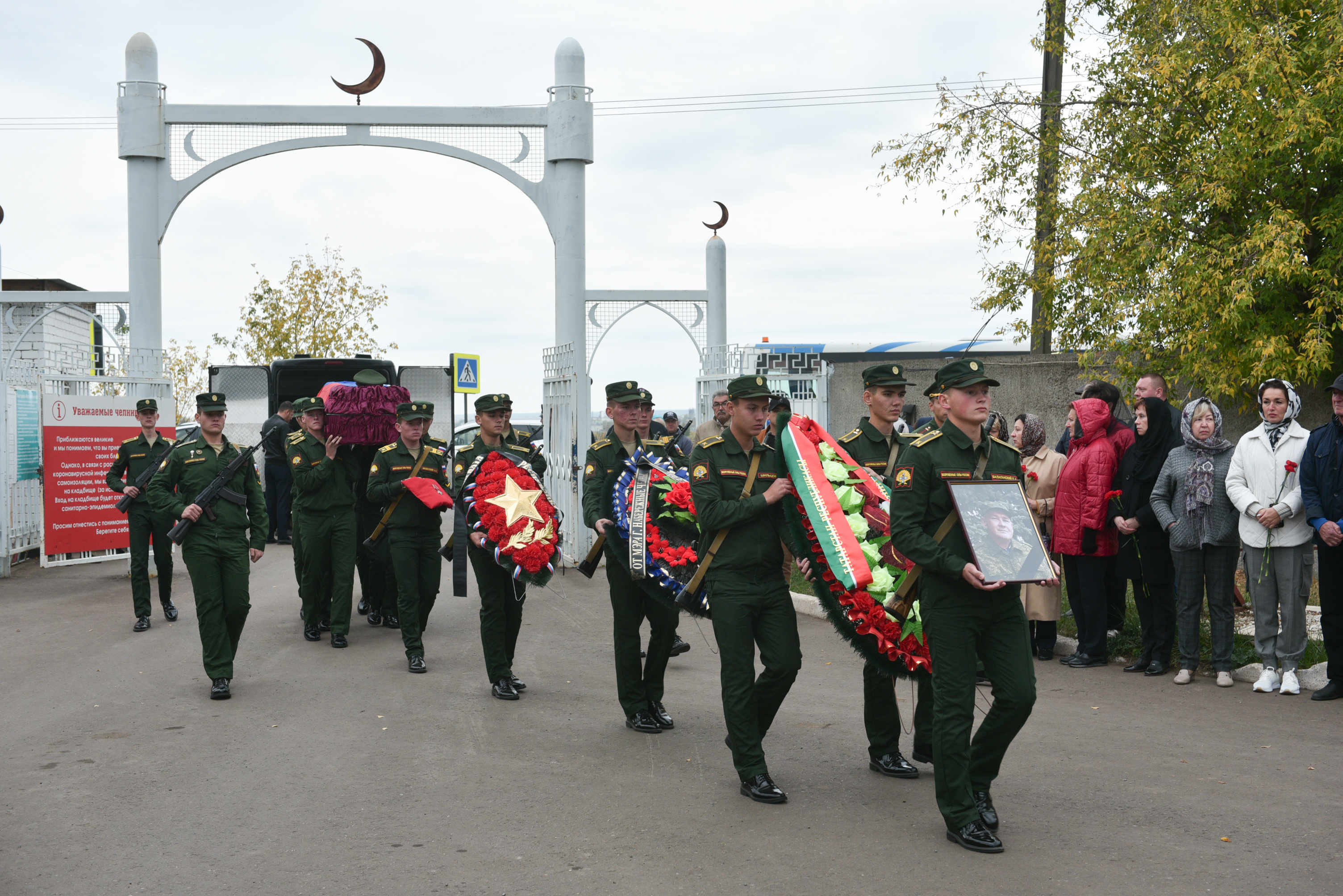 Суть времени татарстан. Военные Татарстана. Герои России из Татарстана.