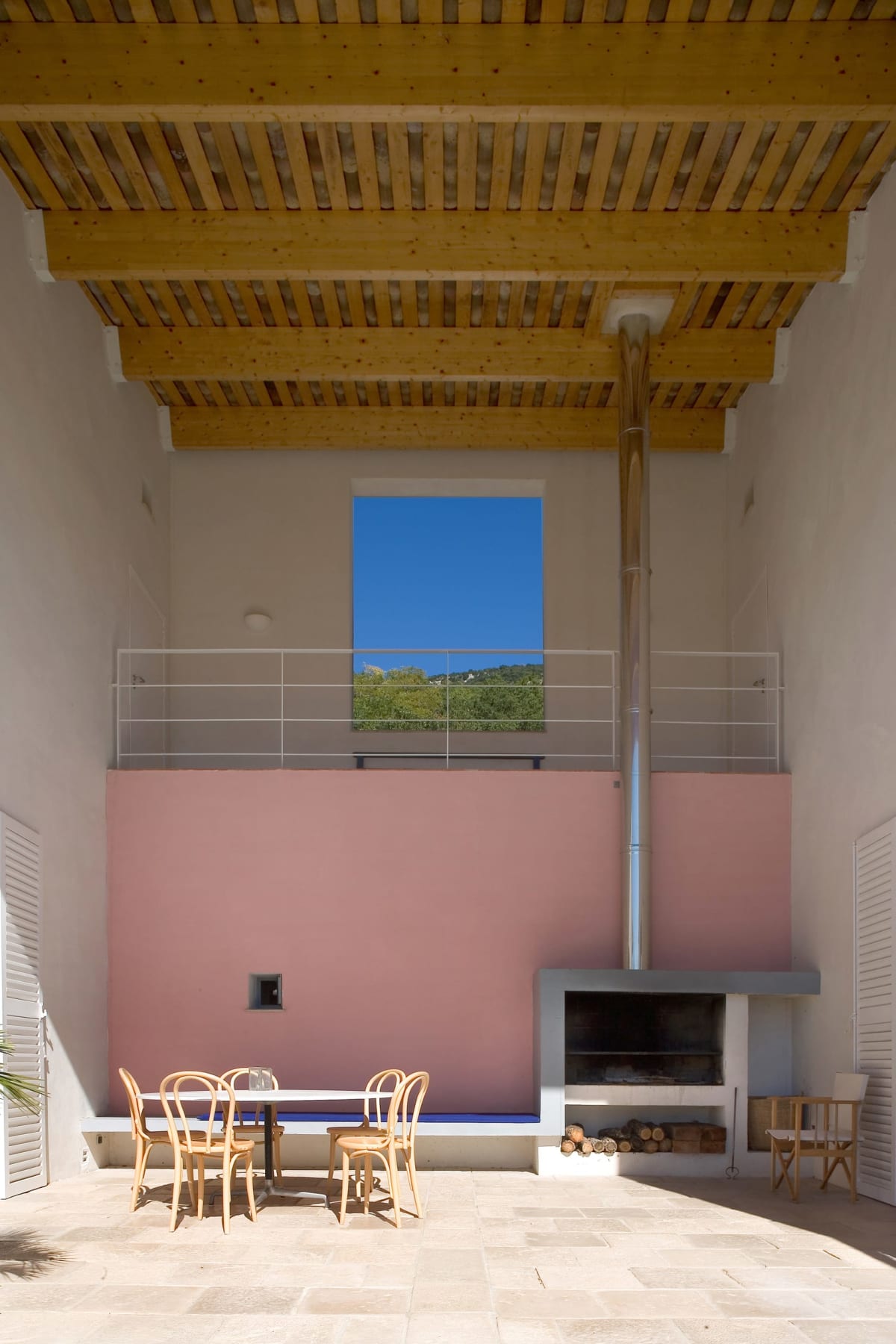 Villa Jones