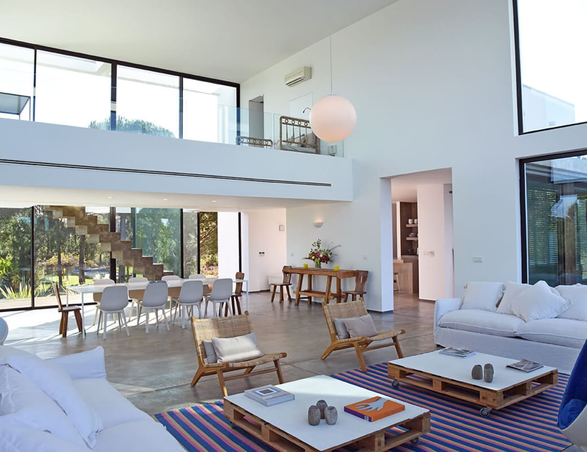 3 Bicas House