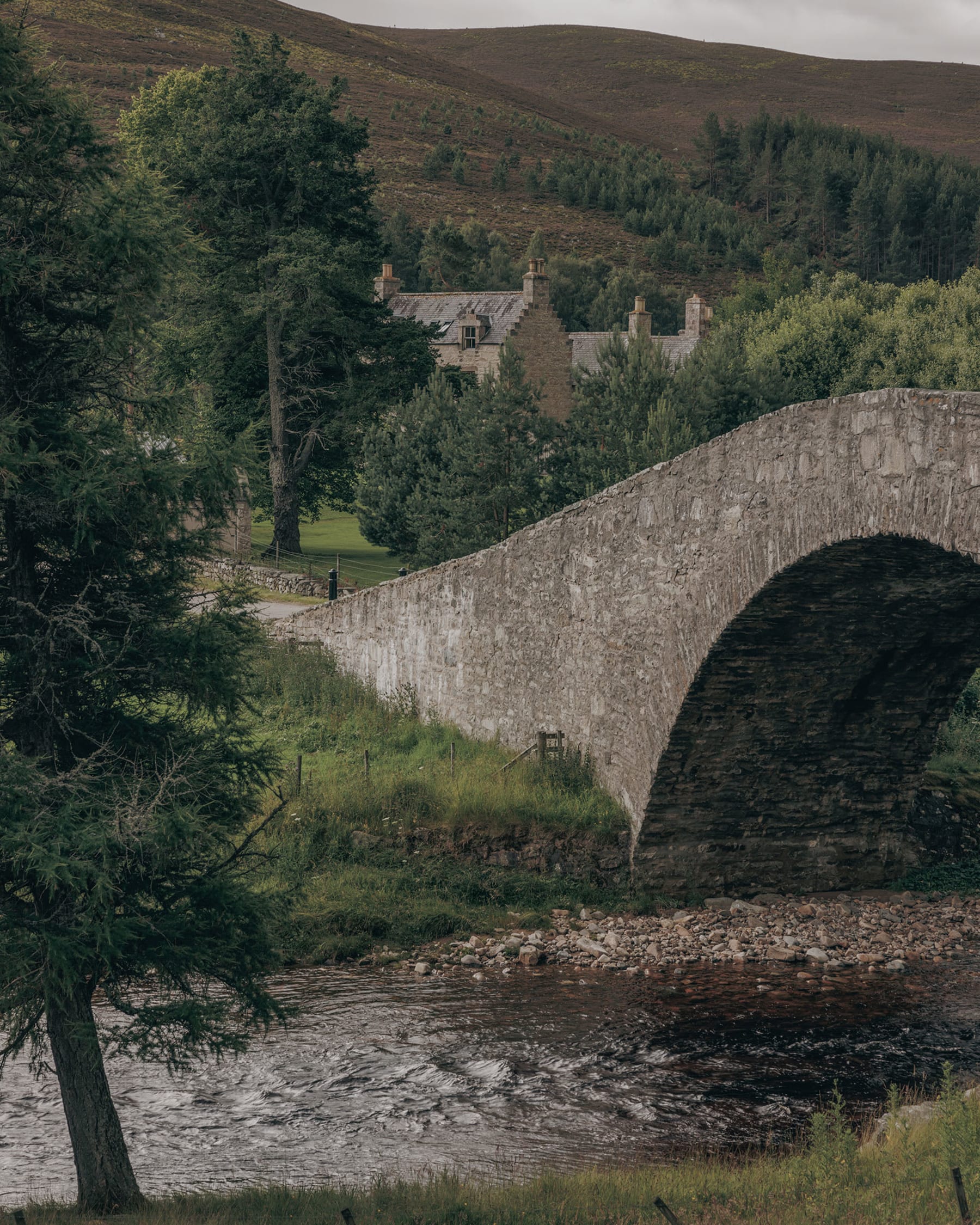 Gairnshiel Lodge