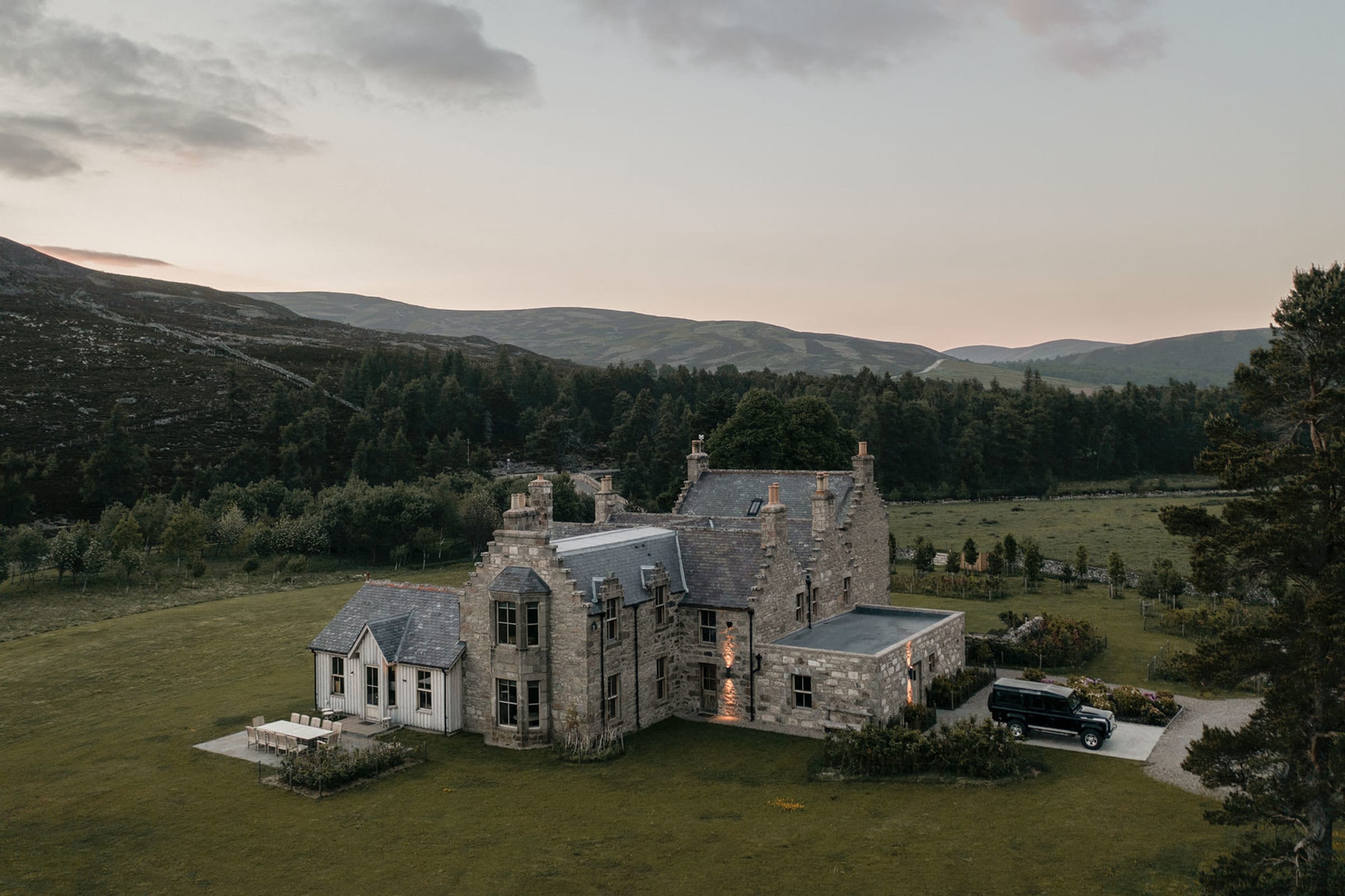 Gairnshiel Lodge