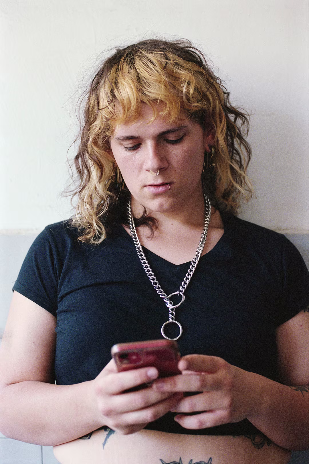 Photo of Typing... - Yona