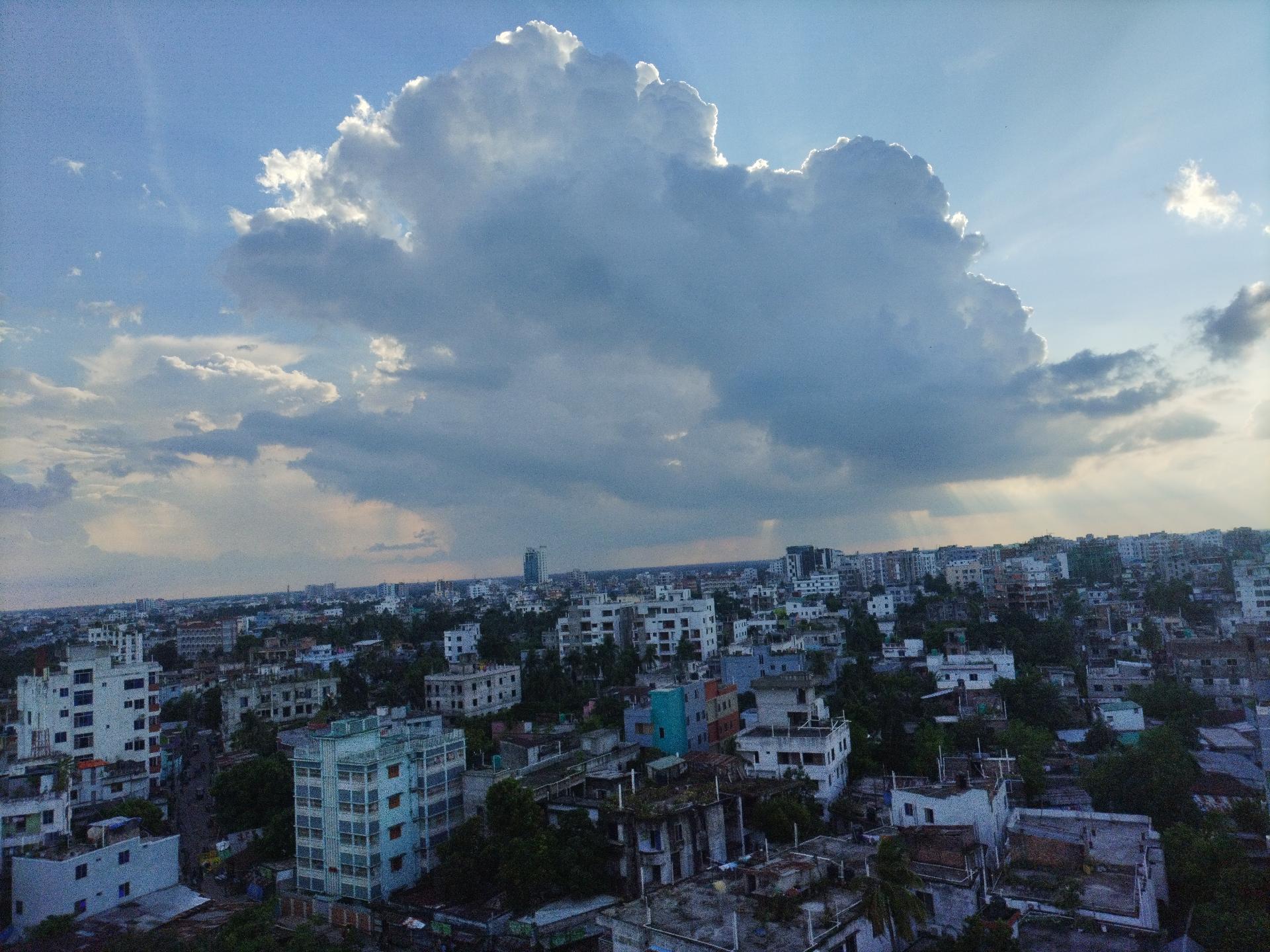 SubtleSovereign973: "The sky 💥" (Photo 4)