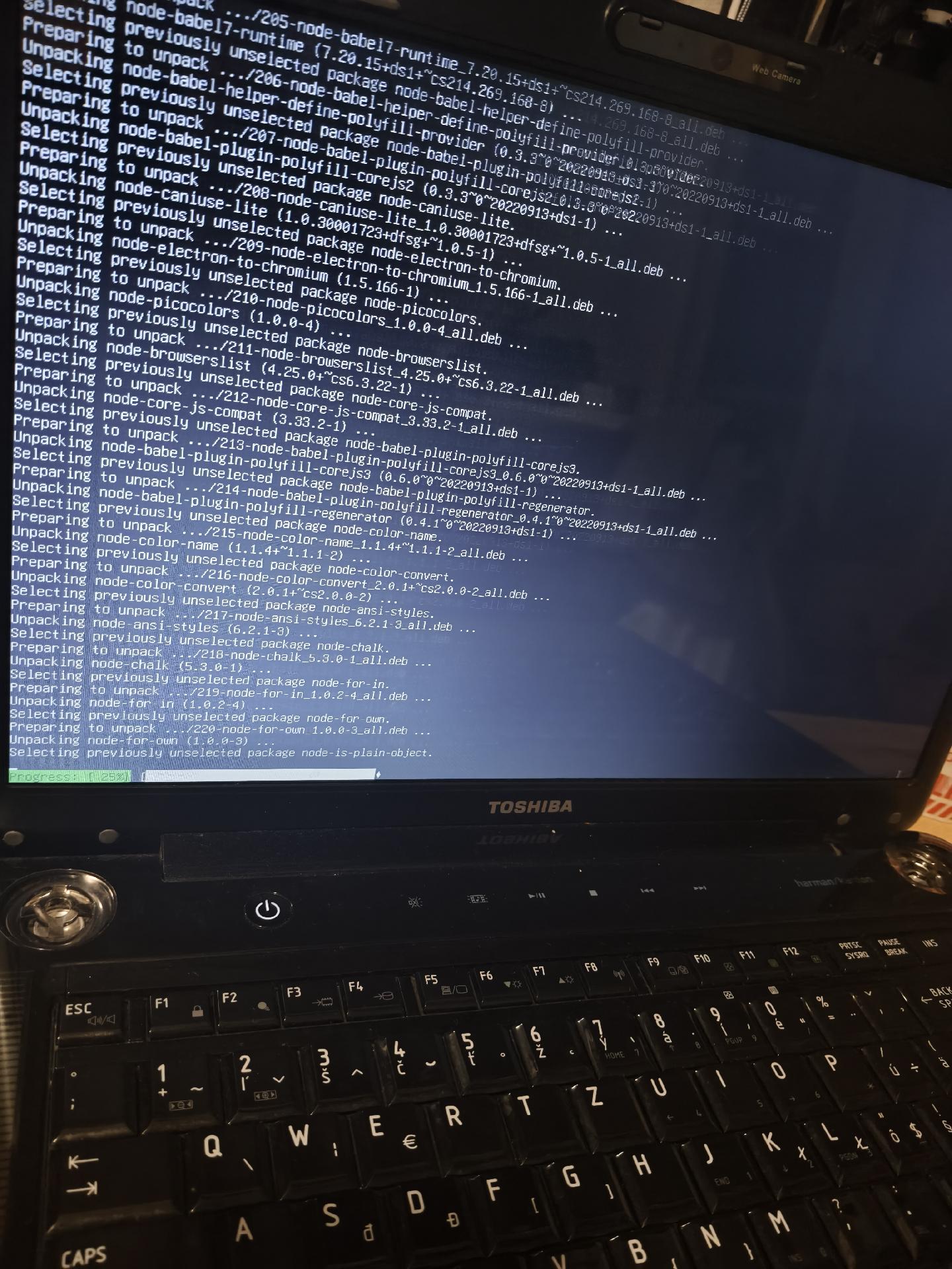 CandidOracle840: "Trying out somthing with proxy ... ;)"