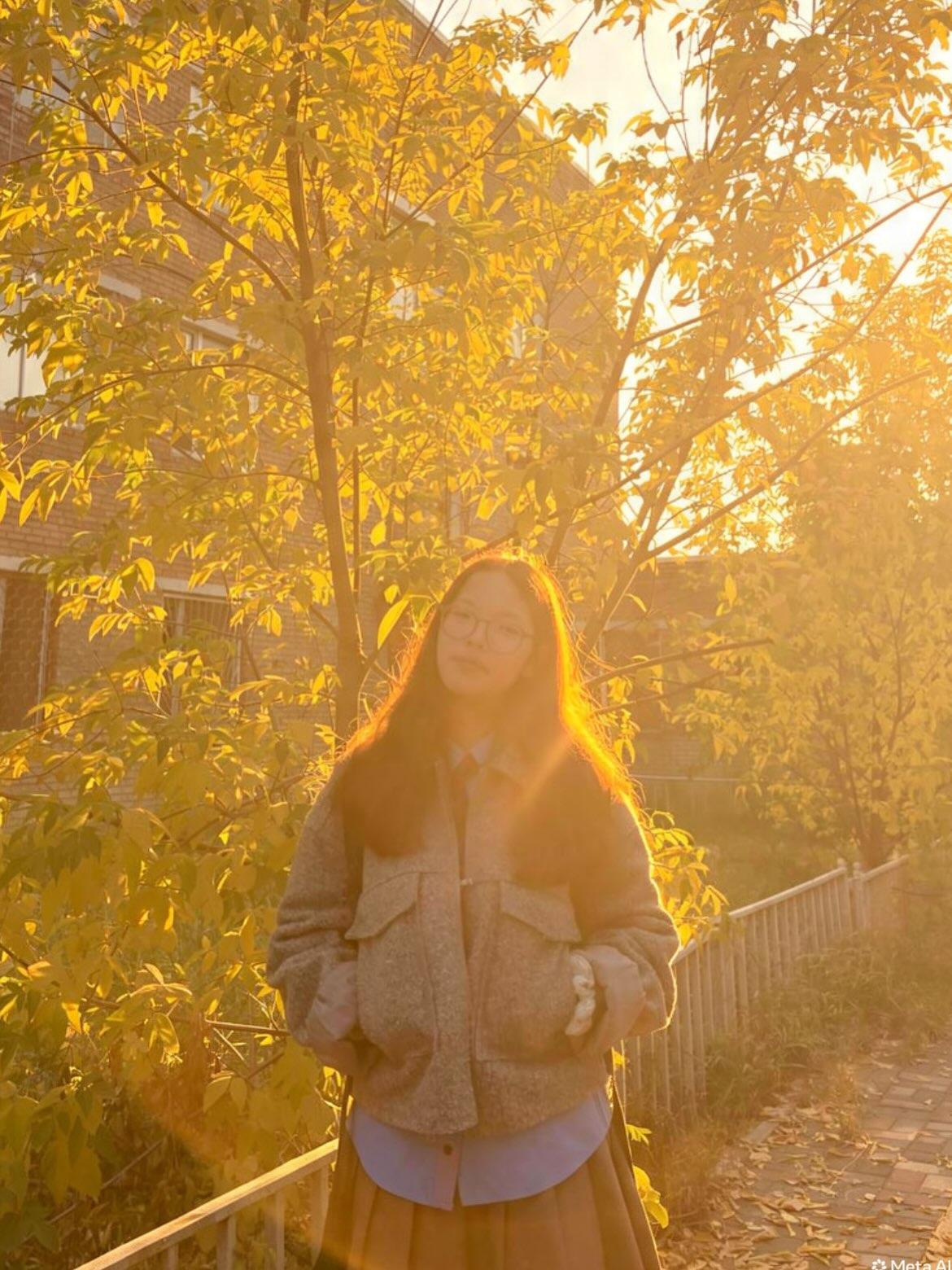 LawraSiren550: "September 🍂🍁🍃🌿" (Photo 2)