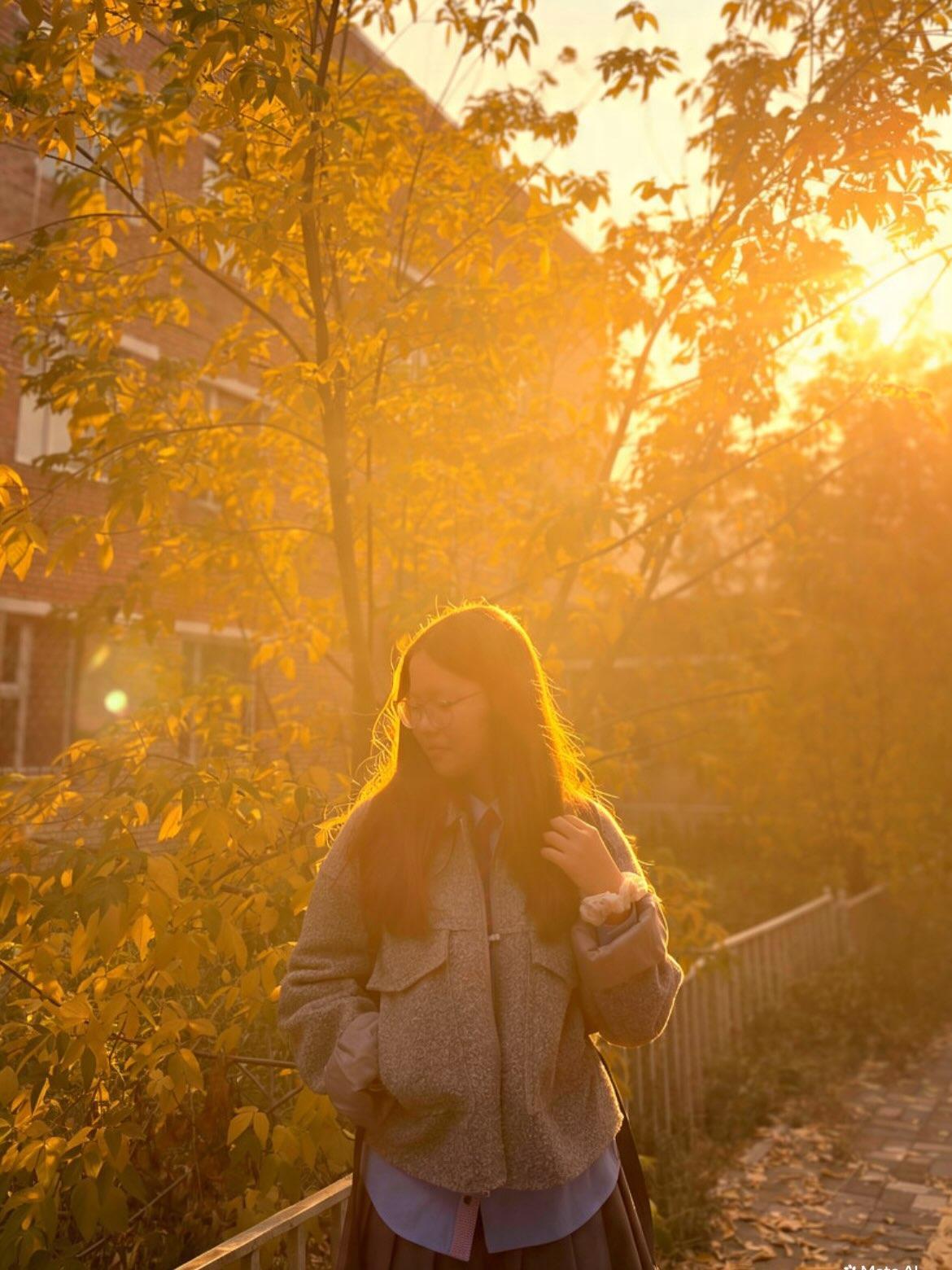 LawraSiren550: "September 🍂🍁🍃🌿" (Photo 3)