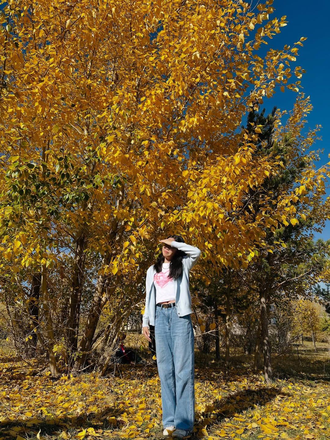 LawraSiren550: "September 🍂🍁🍃🌿" (Photo 4)