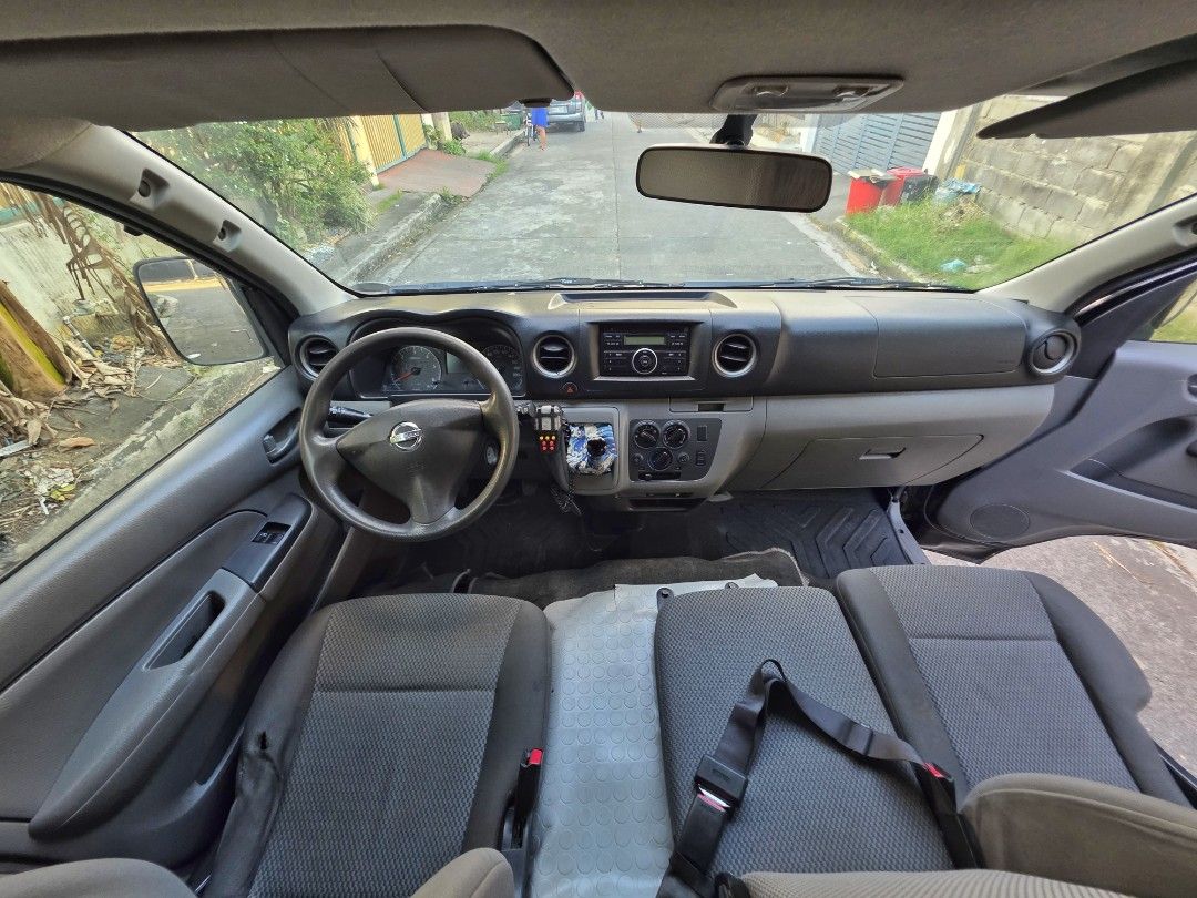 Nissan Nv350 Premium photo 5