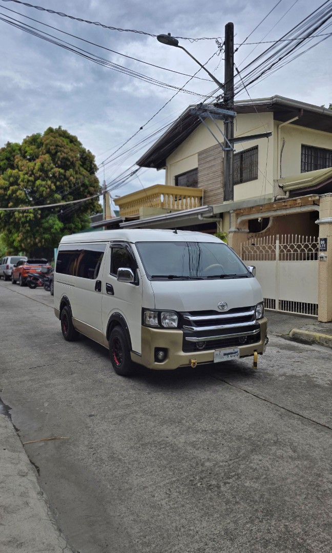 Toyota Hiace photo 9