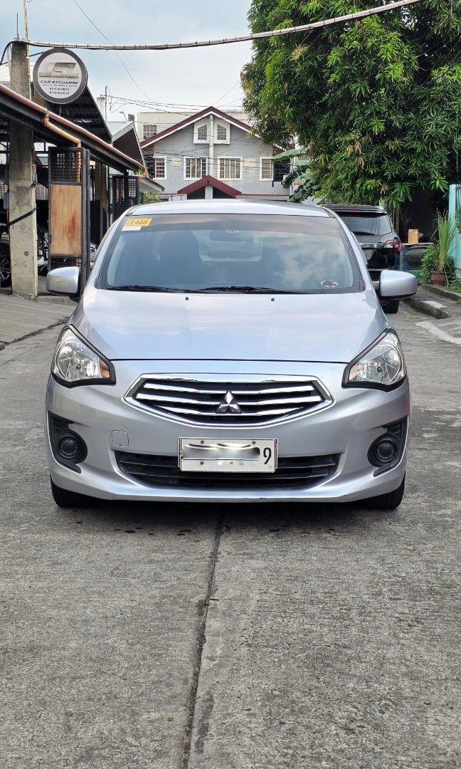 Mitsubishi Mirage photo 8