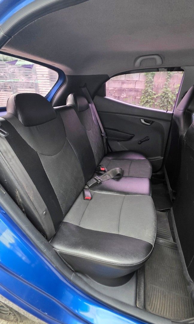 Hyundai Eon photo 6