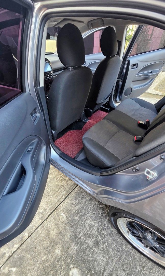 Mitsubishi Mirage photo 5