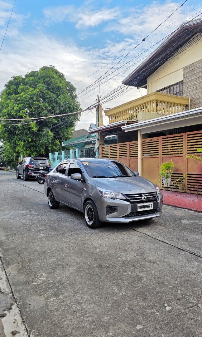 Mitsubishi Mirage photo 10
